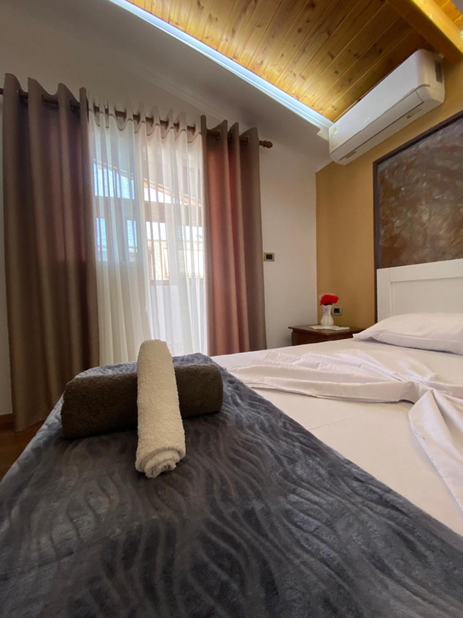 Vila Katalea Gjirokastër 外观 照片