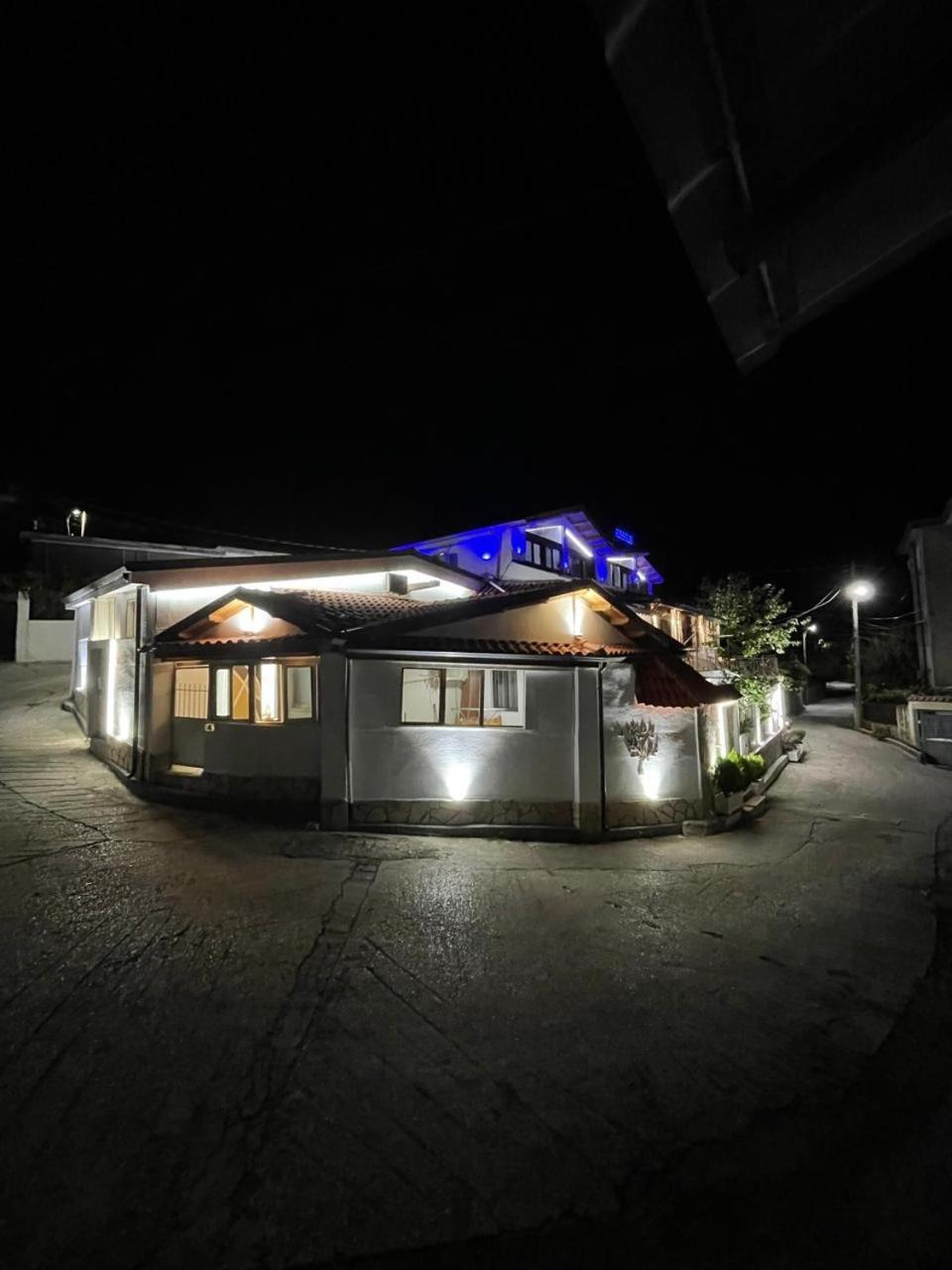 Vila Katalea Gjirokastër 外观 照片